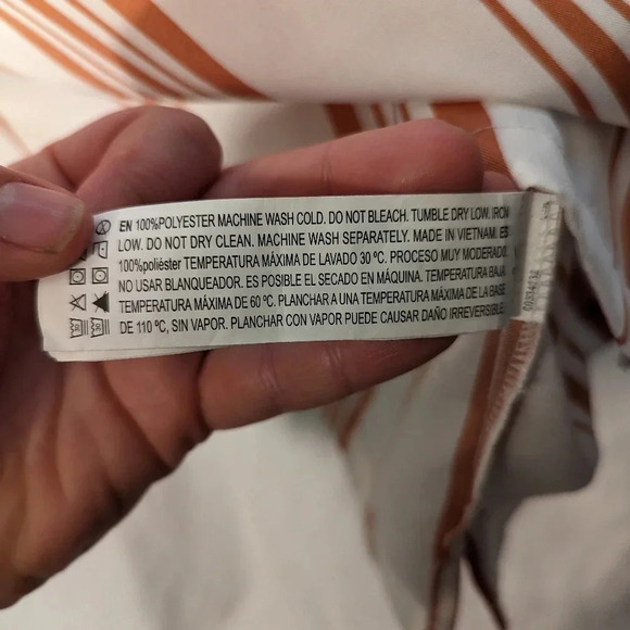 Forever 21 cropped button up, cream and peach stripes, womnen's size Large T23 - Picture 3 of 4